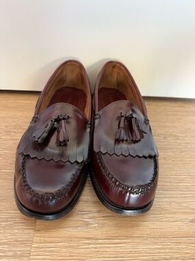 G.H. Bass & Co. Burgundy Tassel Kiltie Loafers